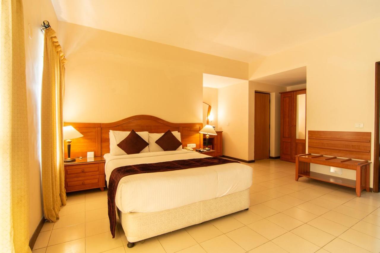 Halcyon Hotel Residences Koramangala - Бангалор Екстериор снимка
