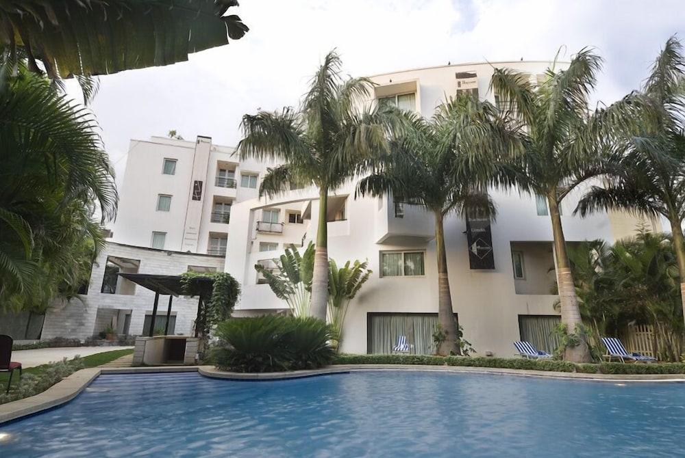 Halcyon Hotel Residences Koramangala - Бангалор Екстериор снимка