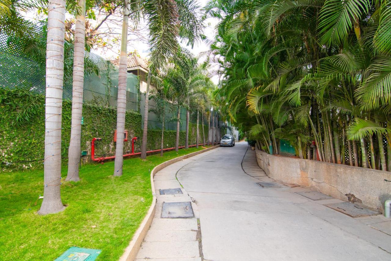 Halcyon Hotel Residences Koramangala - Бангалор Екстериор снимка